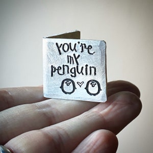 You’re My Penguin PERSONALIZED 10 Year wedding anniversary card keepsake. Extra petite miniature mignonne estampillée à la main. 10e cadeau traditionnel