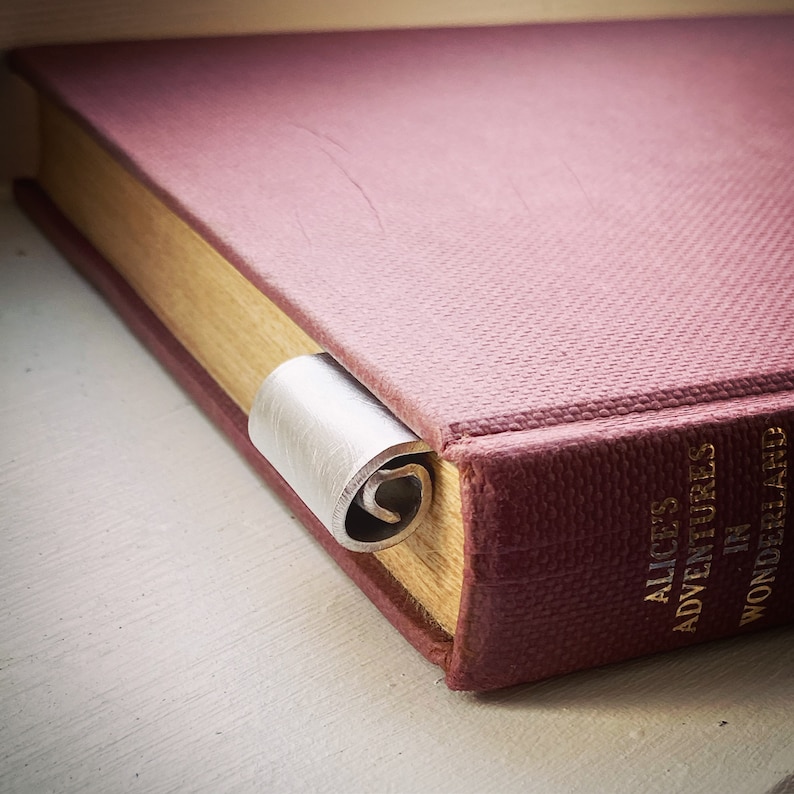 10 Year ANNIVERSARY Date Bookmark. Unique Aluminium Tin Traditional