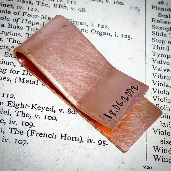 Bronze Wedding Anniversary Ronan Numerals Money Gift for Him