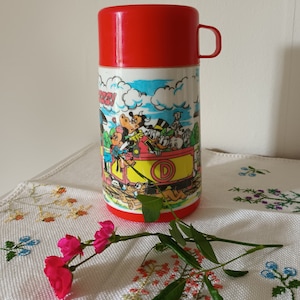 Vintage RARE FIND Retro Aladdin Thermos Bottle Flask with Red Cup with Handle Aladdin Thermos with Disney Express Motif Vintage Retro 70s