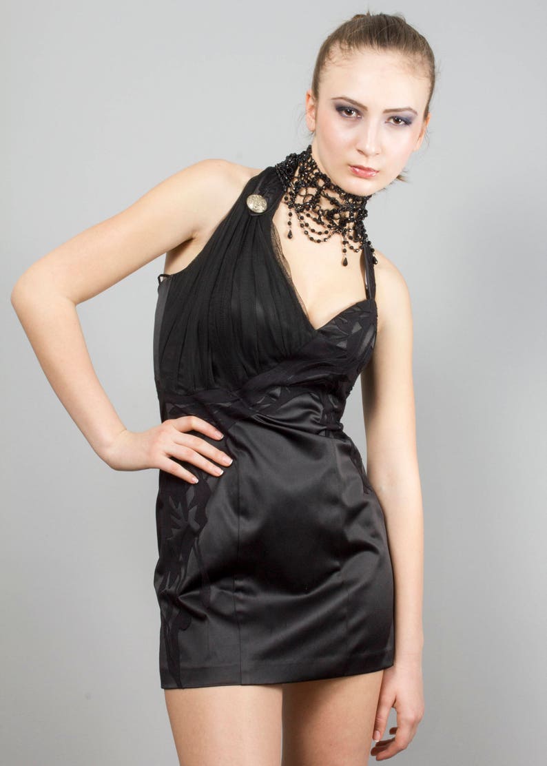 BLACK DRESS APPLICATIONS image 1