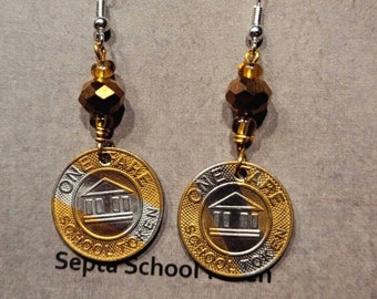 E35 - Pendientes Vintage Septa School Token