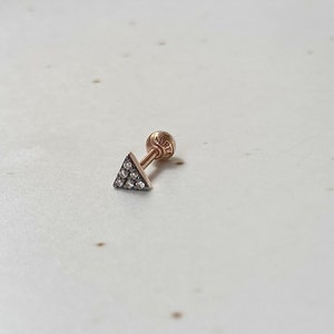 Clous d'oreilles diamant triangle champagne finition noir antique (simple), or massif 14 carats, tragus, lobe, hélice, cartilage, boucle d'oreille piercing,