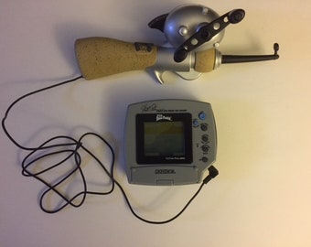 Talking Pro Guide Bass Fishin' LCD Hand Held Game by Radica