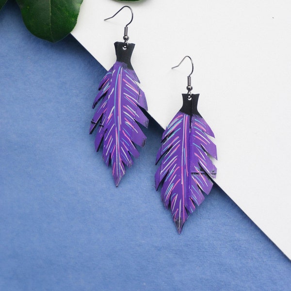 Lovely Purple Coloured Leaf Earrings in 4 Sizes, Statement Earrings, Vegan and Eco-Friendly Jewellery, Eye-catching accessories
