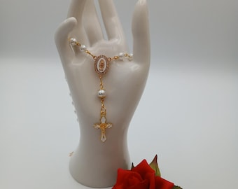 X*White Glass Pearl Beaded Car Rosary with White Enamel Cross & Mother Mary Centerpiece Surrounded by Rhinestones!