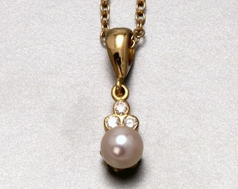 Champagne Collection pearl and diamond pendant by John Fox