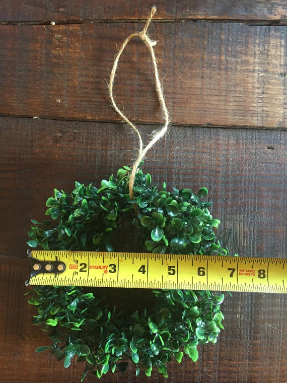 6 Faux Boxwood Wreath 