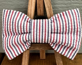 Patriotic Seersucker Pet Bow Tie, fourth of july pet, America dog bow tie, patriotic pets