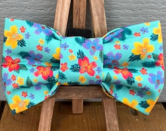 Tropical Flowers  Dog Bow Tie, summer dog bow tie, beach dog bow ties, pet bow tie, beach pet bow ties, novelty dog bow tie, summer
