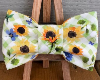 Lime green gingham sunflower Pet Bow Tie, summer pet bow ties, bow ties, pet bow ties, novelty bow ties,