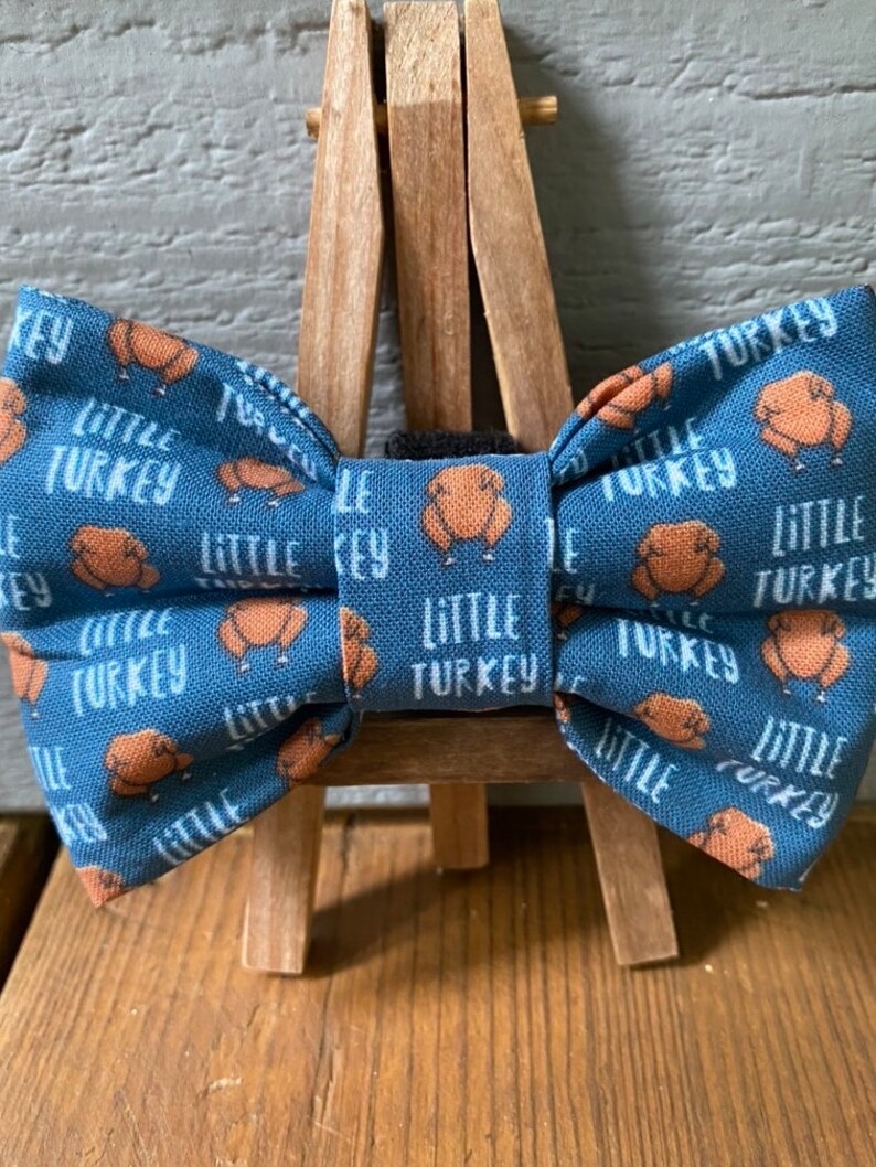 Little Turkey Dog Bow Tie: Thanksgiving Pet Bowtie Handmade to order bild 2