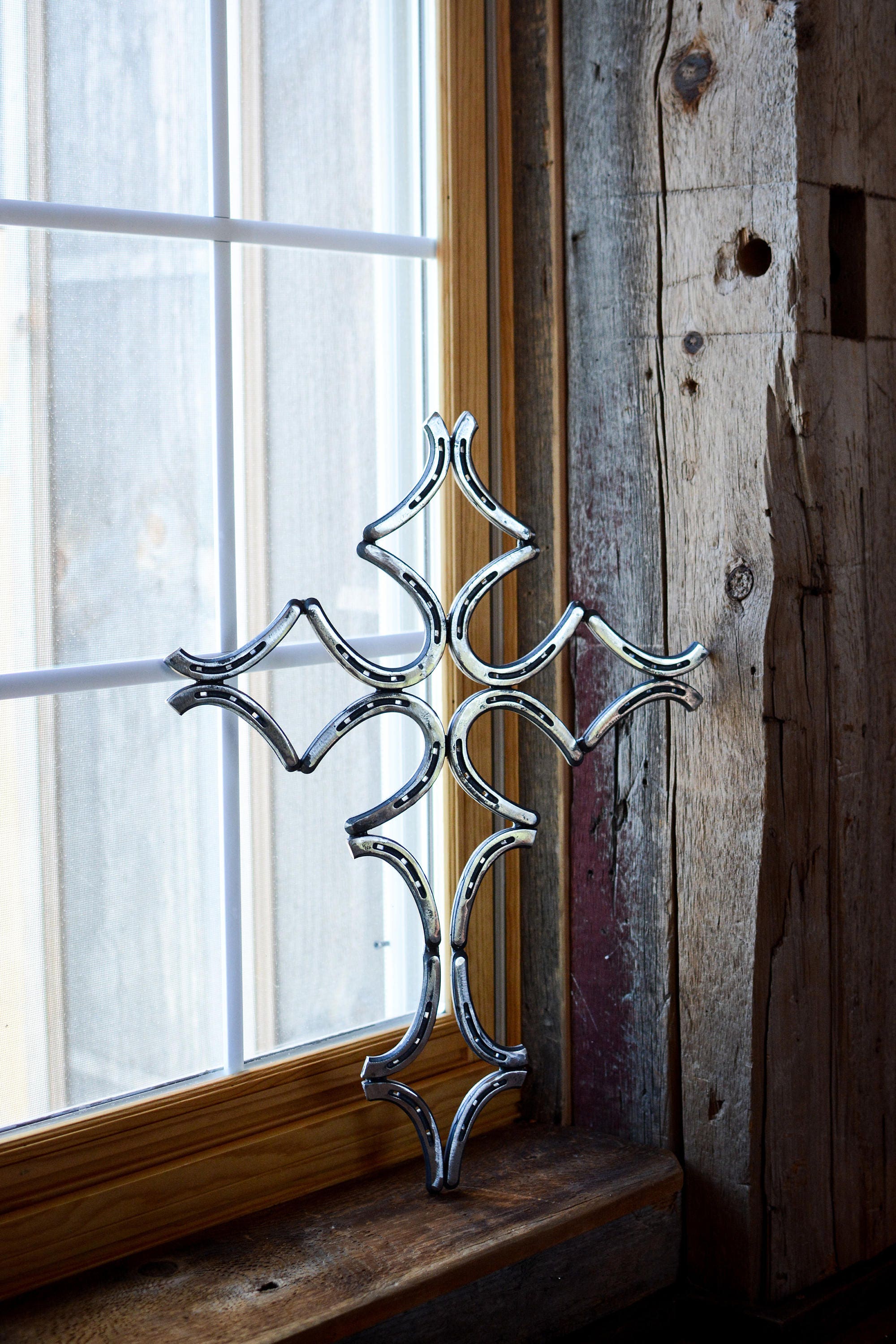 Genuine Horseshoes & Nails Wall Cross – Wild West Living