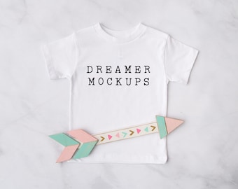 キッズ シャツ モックアップ、幼児用シャツ モックアップ、キッズ モックアップ、女の子用ボヘミアン モックアップ、Bella Canvas 3001T モックアップ、Bella Canvas キッズ モックアップ、3001T モックアップ