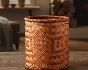 Vintage Woven Willow Baskets - 9.5" x 3" Round Small Baskets - Choice of Three - Rustic Farmhouse Decor - Boho Trinket Trays