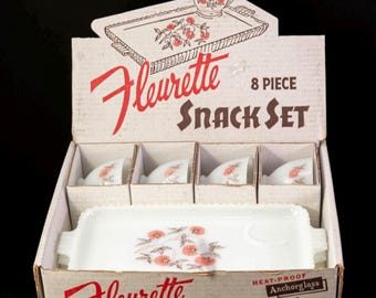 Vintage Anchor Hocking Fleurette 8-Piece Snack Set - 4 Glass Trays & 4 Cups - Original Box - Floral Design