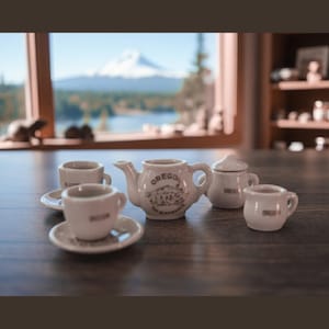 Vintage Mini Tea Set From Oregon, tea pot 2 inches tall