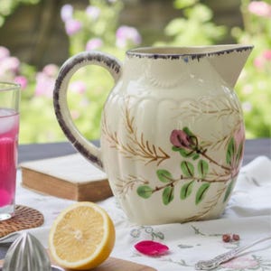 Vintage Blue Ridge Pottery Party Goer Pattern Pitcher