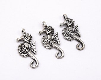 Hippocampe argent breloque, cheval de mer,  par lot de 5/10/15/20 unités.