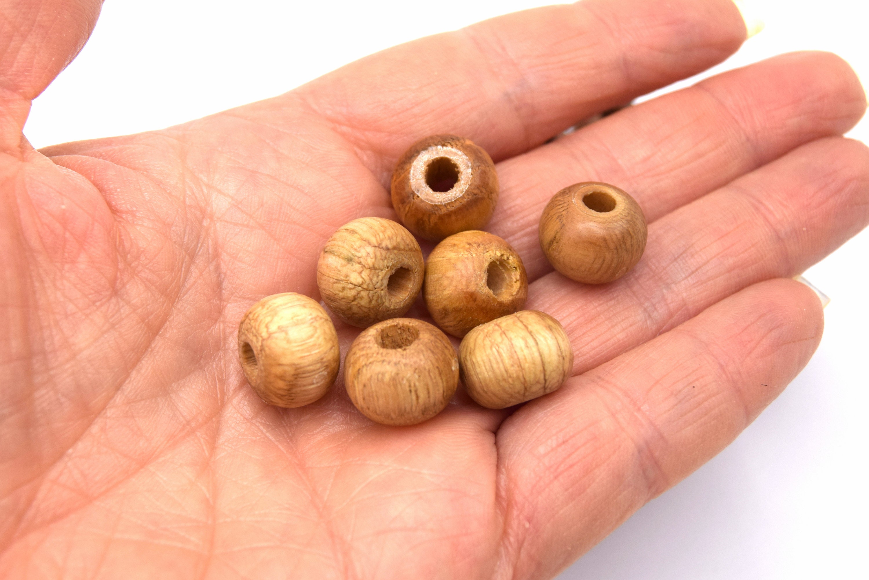 Oak wood beads 22 mm (0.86 inches) Natural wooden beads 10 pcs