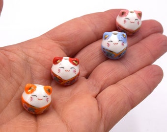 Pearl cat luck porcelain 4 colors - A unit or batch of 4 mixed.