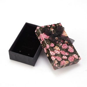 Cajas de regalo para joyería vintage de flores rosas con lazo de tela - juego de 2