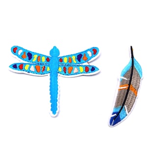 x2 Iron-on patch badges dragonfly and blue feather