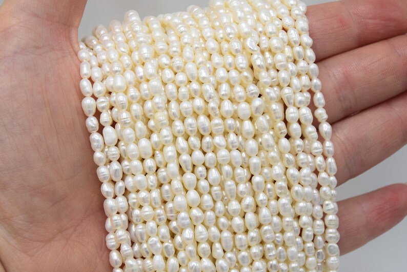 Наборы из белого жемчуга. Барочный жемчуг касуми что это. 60 жемчужин. Резной таитянский жемчуг. Бусы 46 см.