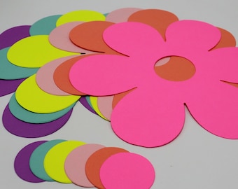 Recortes gigantes de flores de papel: Decoração floral de parede em cartolina para fazer você mesmo - Conjunto de 24