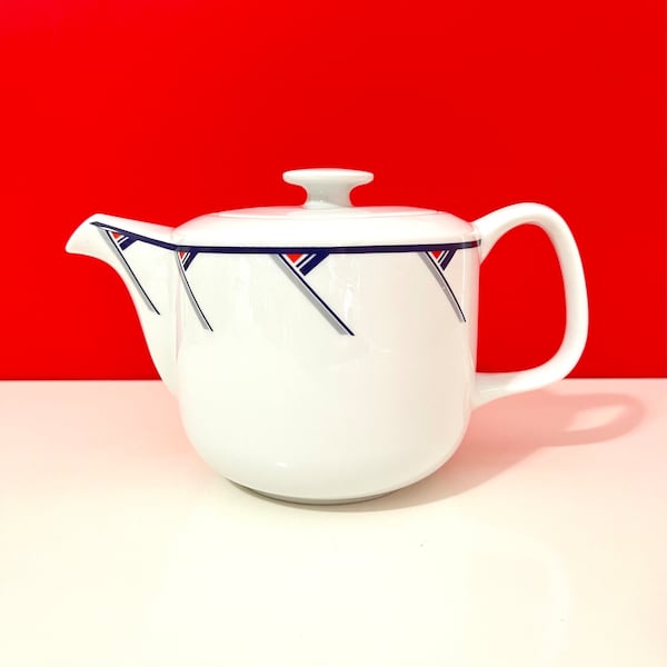 White Porcelain Teapot w/ Memphis Design in Blue, Red and Grey / Vintage 80's White Teapot w/ Geometric Graphic Decoration / 80's Teapot