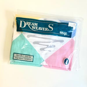 Retro Wabasso Dream Weavers Pastel Coloured Twin Fitted Sheet / Retro 90s Pink~Blue~Yellow Twin Fitted Sheet / Pastel 90s Fitted Sheet