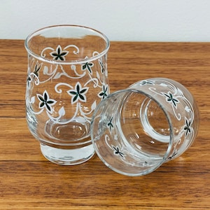 Dominion Glass Small Floral Juice Tumblers / Vintage Dominion Glass Mini Juice Glasses w/ Blue and White Floral Design / Vintage Juice Glass