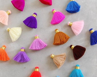 20 PCS x Handmade Tassel with Gold or Silver Binding DIY Craft Supply