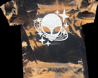 Alien bleach dye tee