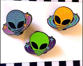 Alien enamel pin