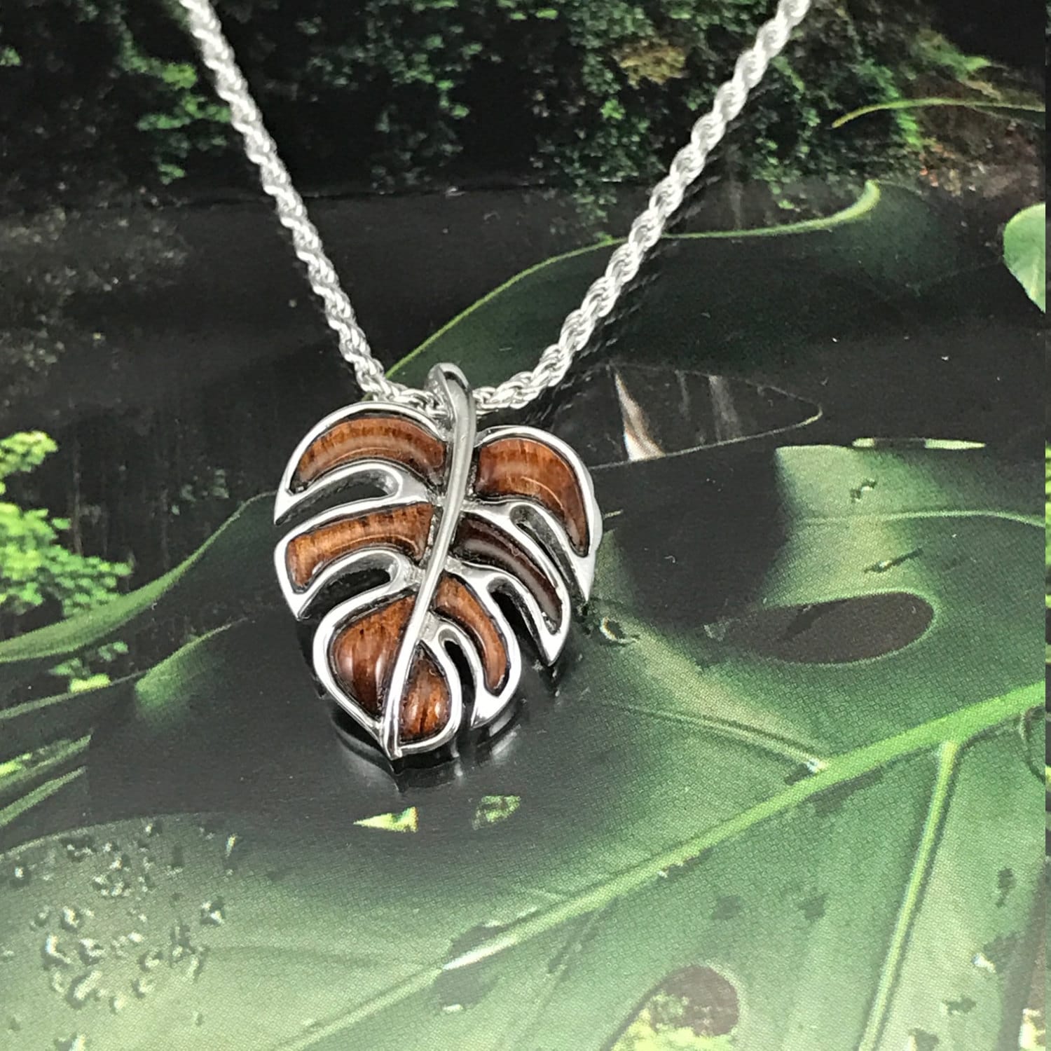 Hawaiian leaf necklace sale