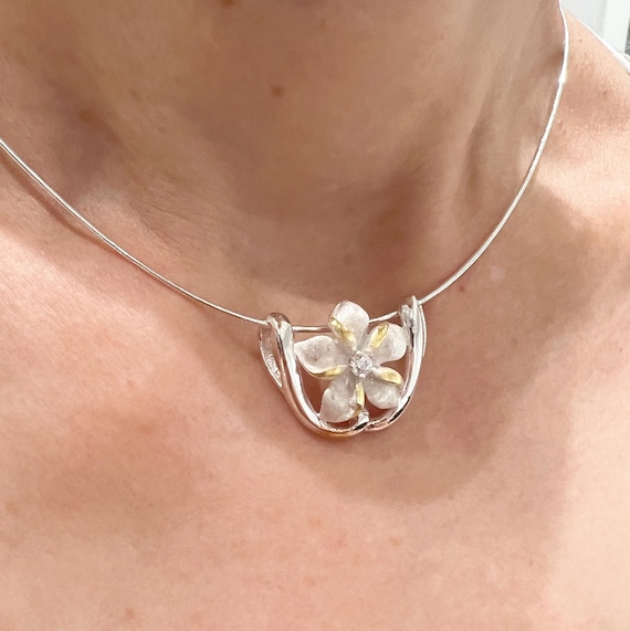 スターリングシルバーのツートンプルメリアスライダー（P303