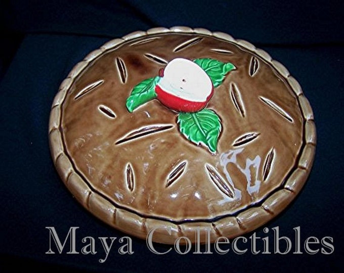 Vintage Majolica Covered Apple Pie Dish Pie Keeper Pottery Made in JAPAN 10''