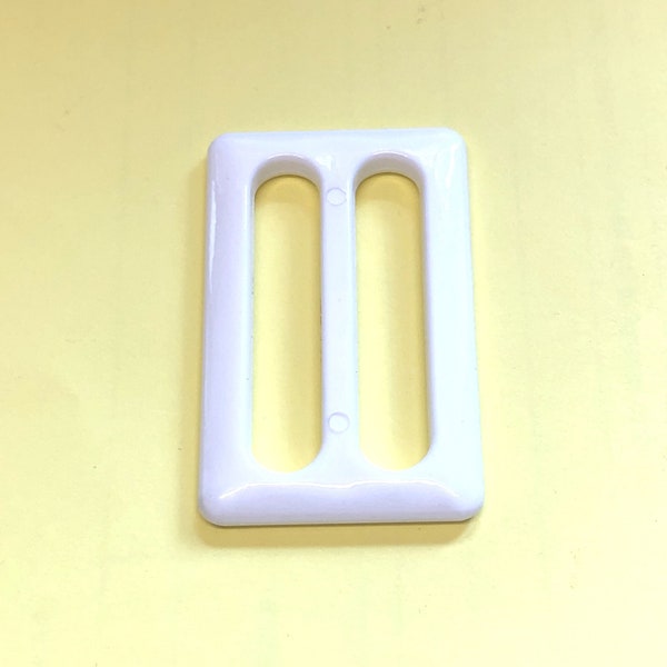 64mm x 40mm white plastic tri glide belt buckle, belt slider, unusual belt buckle, retro tri glide buckle, white fastener