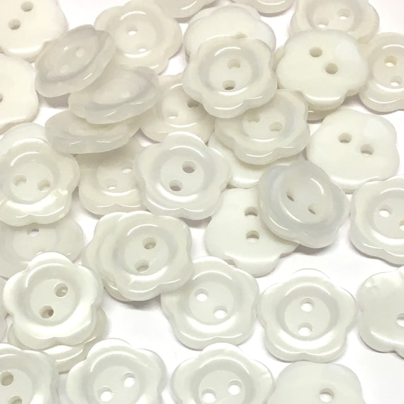 White craft buttons deals