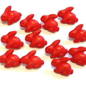 Red Bunny Shank Buttons: Novelty Children&#39;s Buttons (10, 18mm)