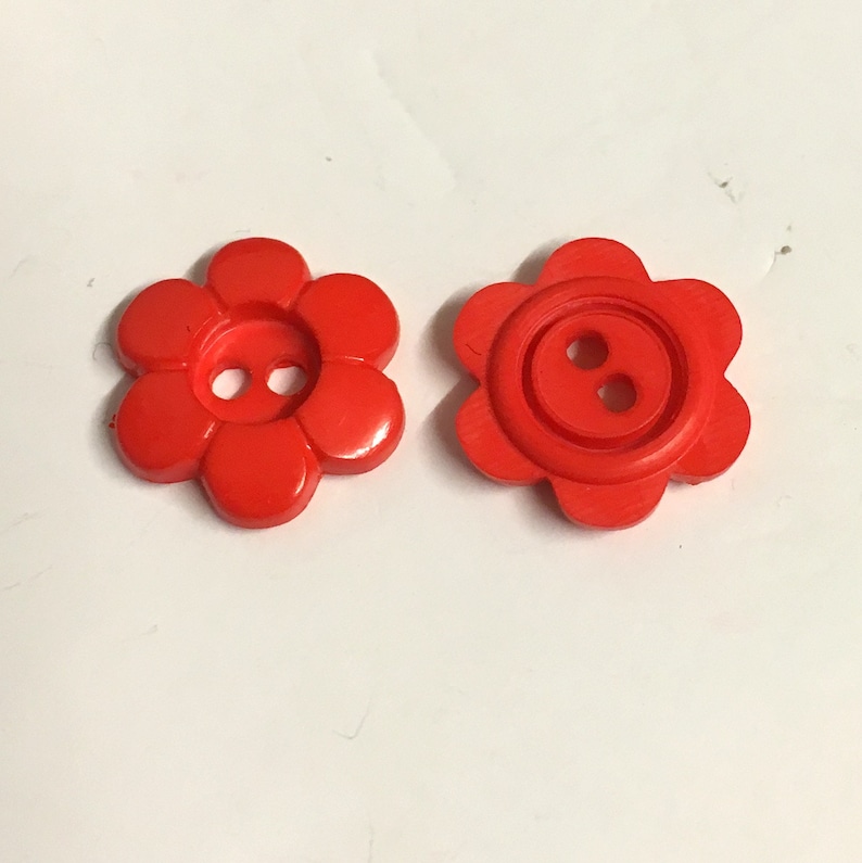 10 Red Flower Buttons Red Buttons Red Floral Buttons 15mm Etsy UK