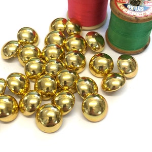 6, gold buttons, metal buttons, gold metal buttons, 17mm round buttons, metallic buttons, vintage buttons, sewing buttons, craft buttons