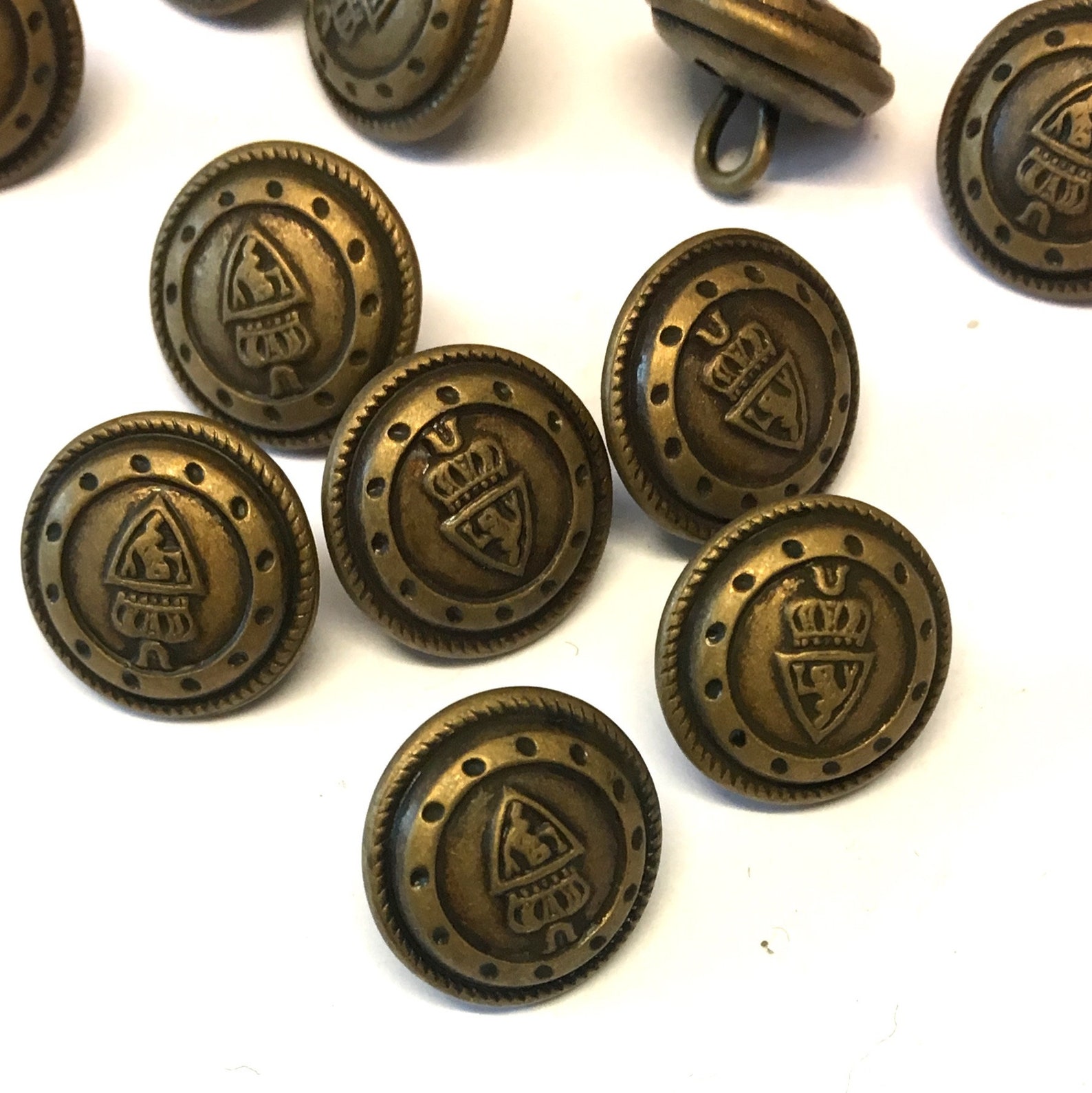 6 Metal Coat of Arms Buttons Antique Bronze Hollow Metal Etsy