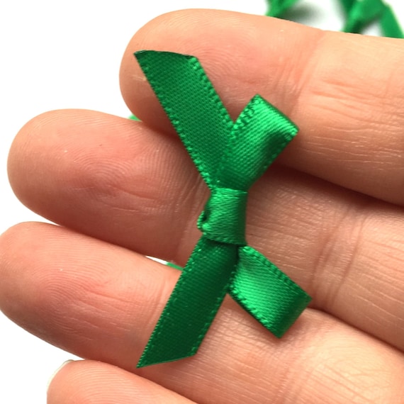 20, Satin Ribbon Bows, Emerald Green Ribbon Bows, Green Satin Bows, Green  Ribbon Bows, Green Bows, Satin Bows, Craft Supplies, Haberdashery 