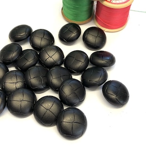 Vintage Tweed Effect Black Buttons: 22mm Shank Buttons, Set of 10
