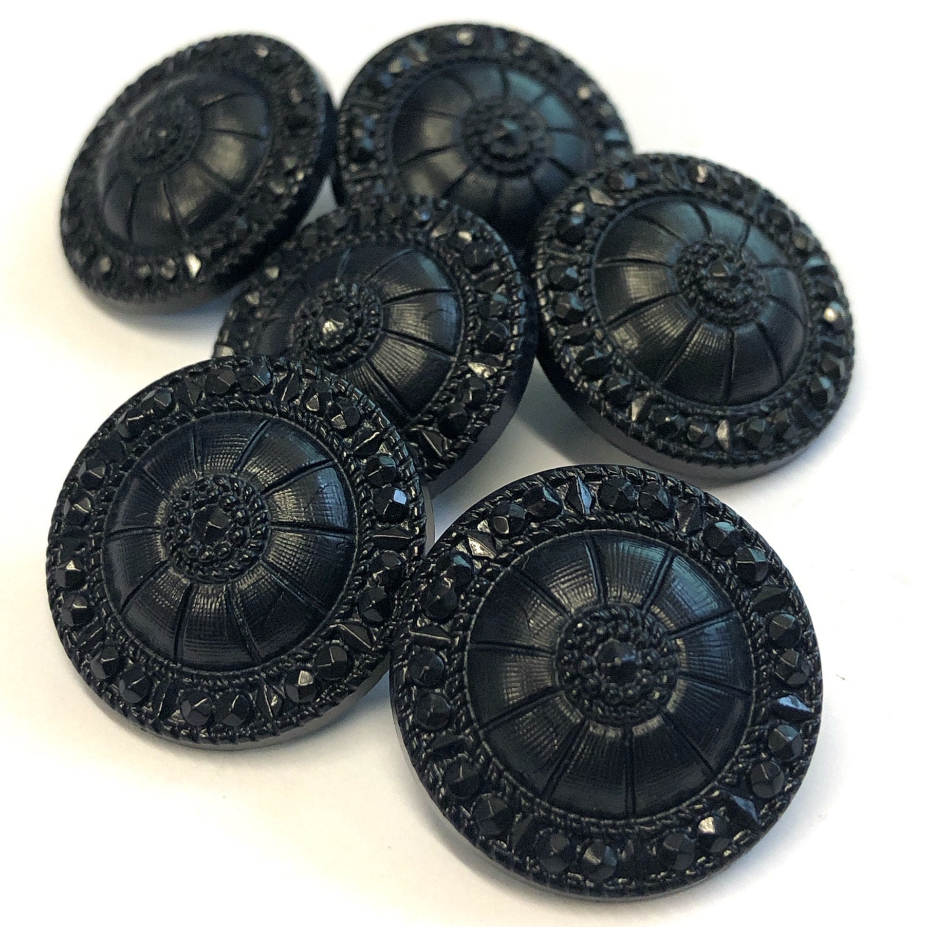 Mixed 50g Bag Dark Blue Buttons 