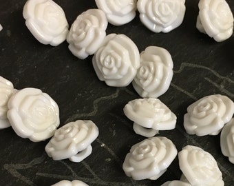 10 white rose buttons, white flower buttons, white buttons, white shank buttons, craft buttons, sewing buttons, white floral buttons