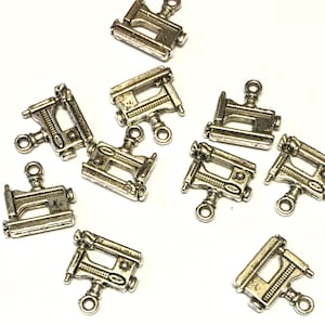 10, 15mm silver tone metal sewing machine charms, sewing charms, sewing machine, metal charms, sewers charms,
