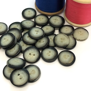 10 Grey Marbled Resin Buttons: 15mm Variegated Aran Style